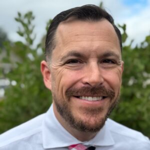 Headshot of Adam Siegel