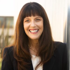 Headshot of Martine Singer