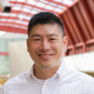 Headshot of Victor Lee