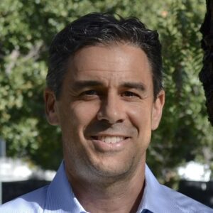 Headshot of Daniel Abrams