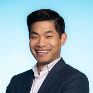 Headshot of Ian Chiu