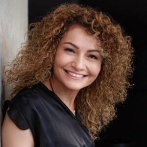 Headshot of Ronit Levavi Morad